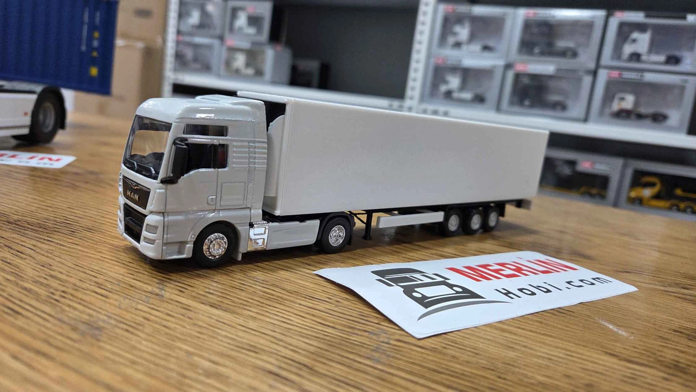 1/64 Ölçek Metal MAN TGX XXL Beyaz + Frigo Dorseli