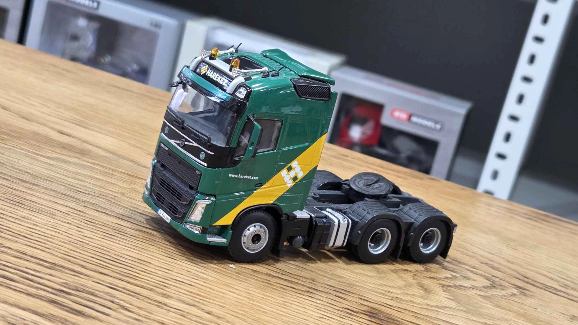 1/50 - ikinci EL - Volvo FH4 6x4 - Hareket Dekalli