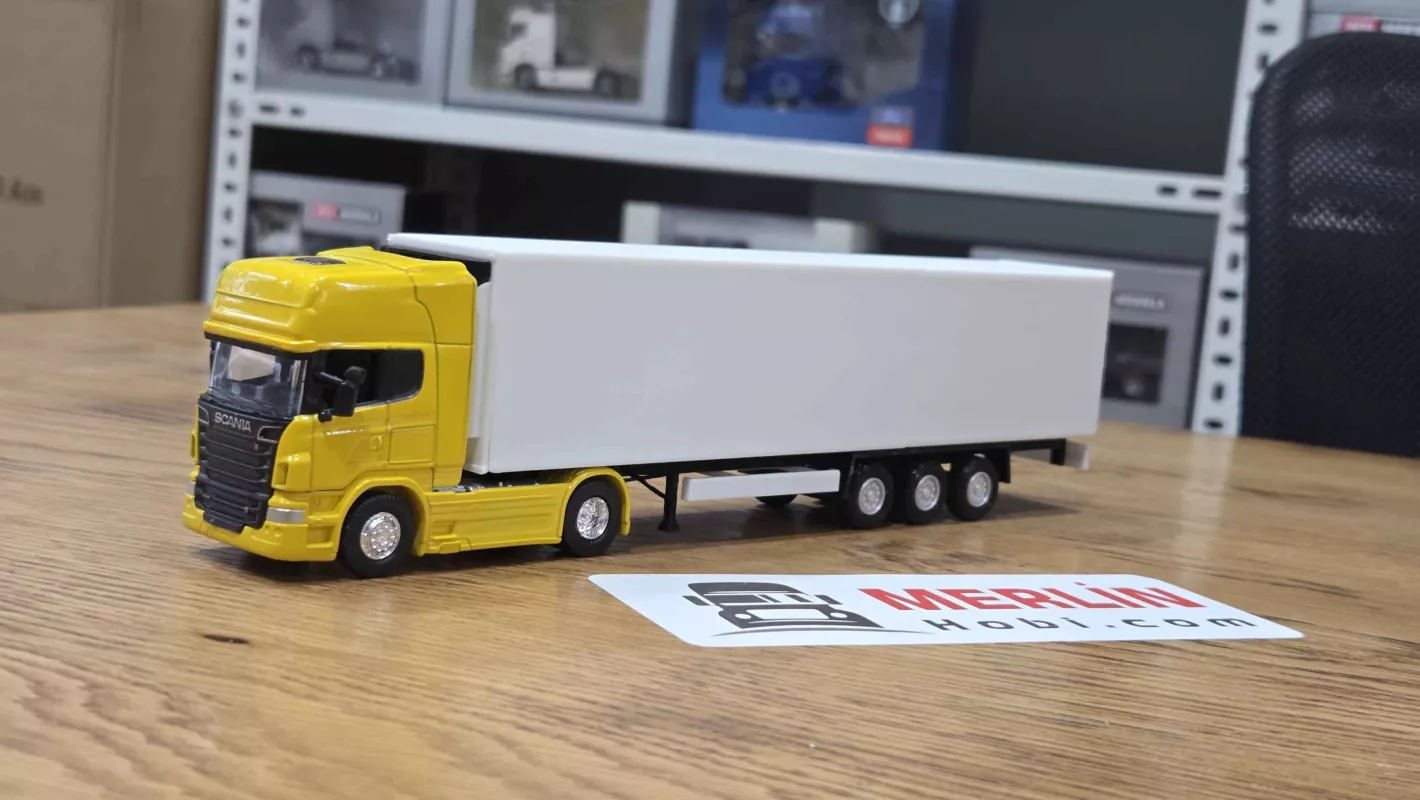 1/64 - Scania 4x2 and Frigo Trailer Welly Tractor