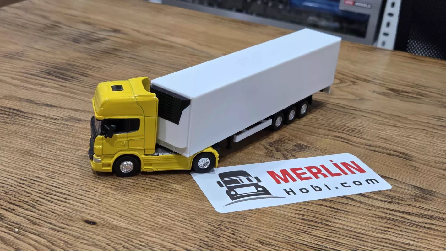 1/64 - Scania 4x2 and Frigo Trailer Welly Tractor