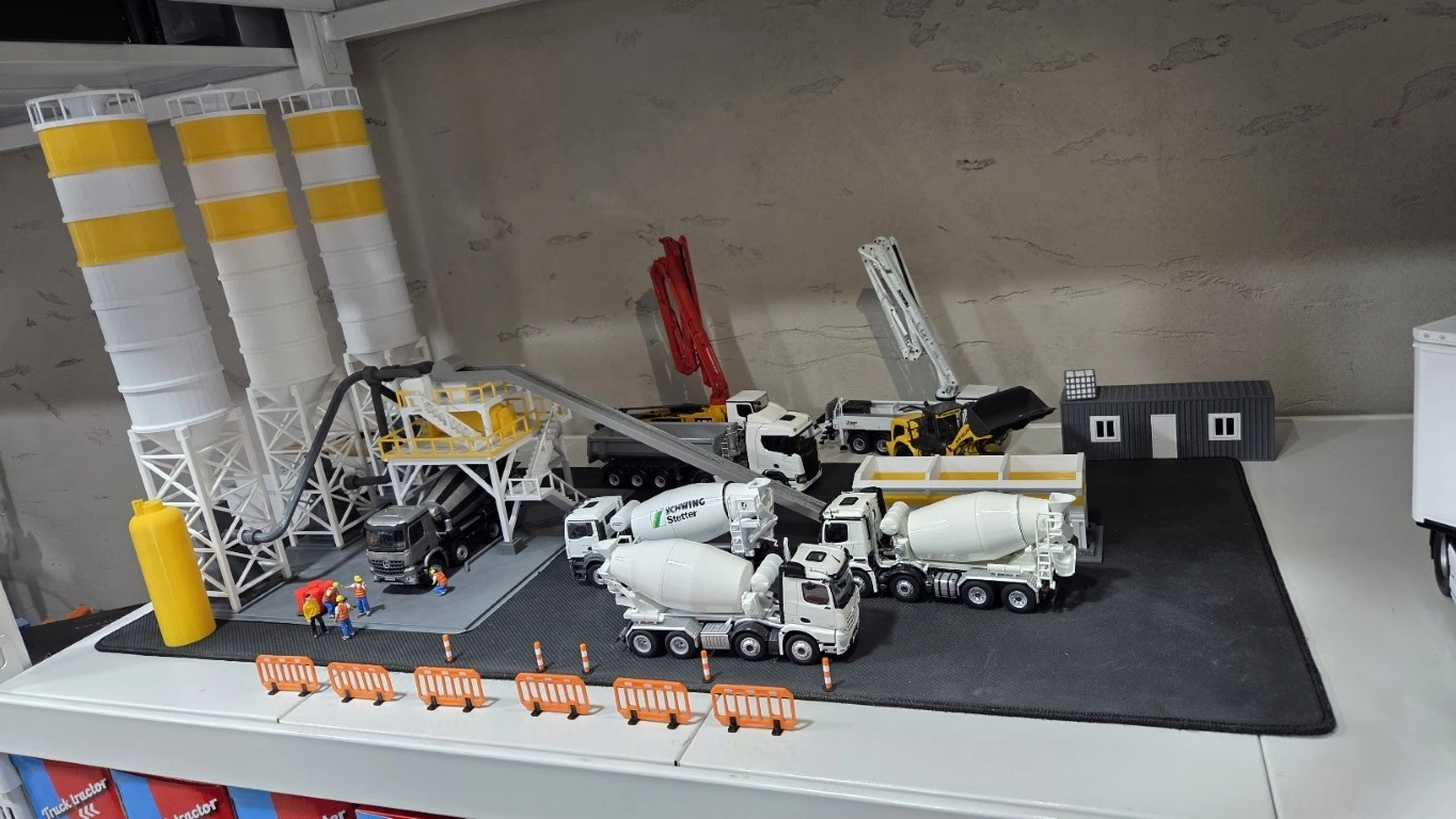 1/50 Scale Concrete Batching Plant Silo Station