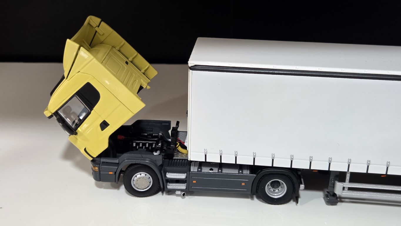 1/50 - SCANIA 4  144L  530 4X2+ Tenteli  Trailer - Yellow