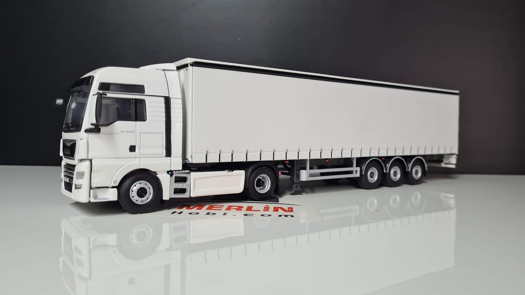 1/50 Man TGX Facelift  XXL 4X2 + Perdeli / Tenteli Dorse Tır Çekici