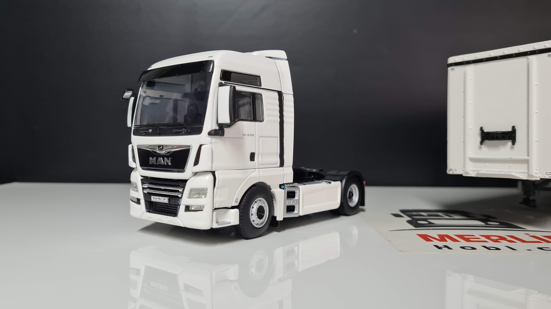 1/50 Man TGX Facelift  XXL 4X2 + Perdeli / Tenteli Dorse Tır Çekici