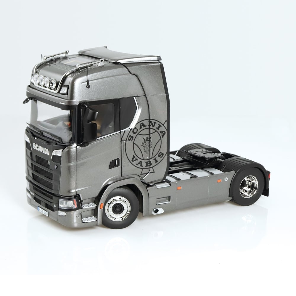 1/18 Scania V8 730S 4x2 grey with Vabis Logo & Lohr car transporter