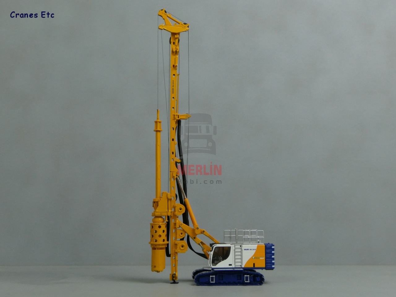 1/50 BAUER BG 28H Fore Kazık Makinası