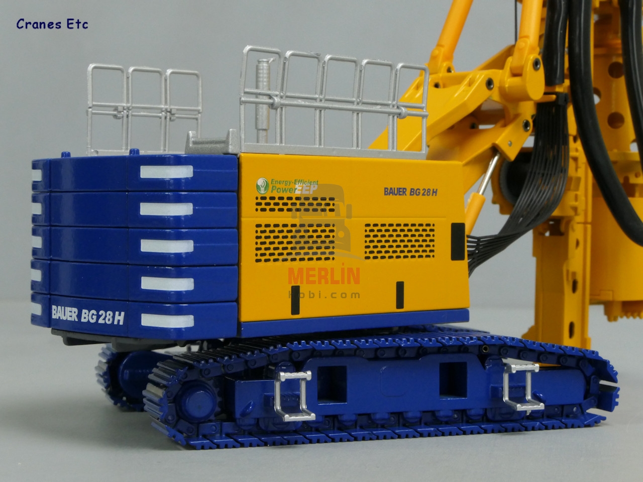 1/50 BAUER BG 28H Fore Kazık Makinası