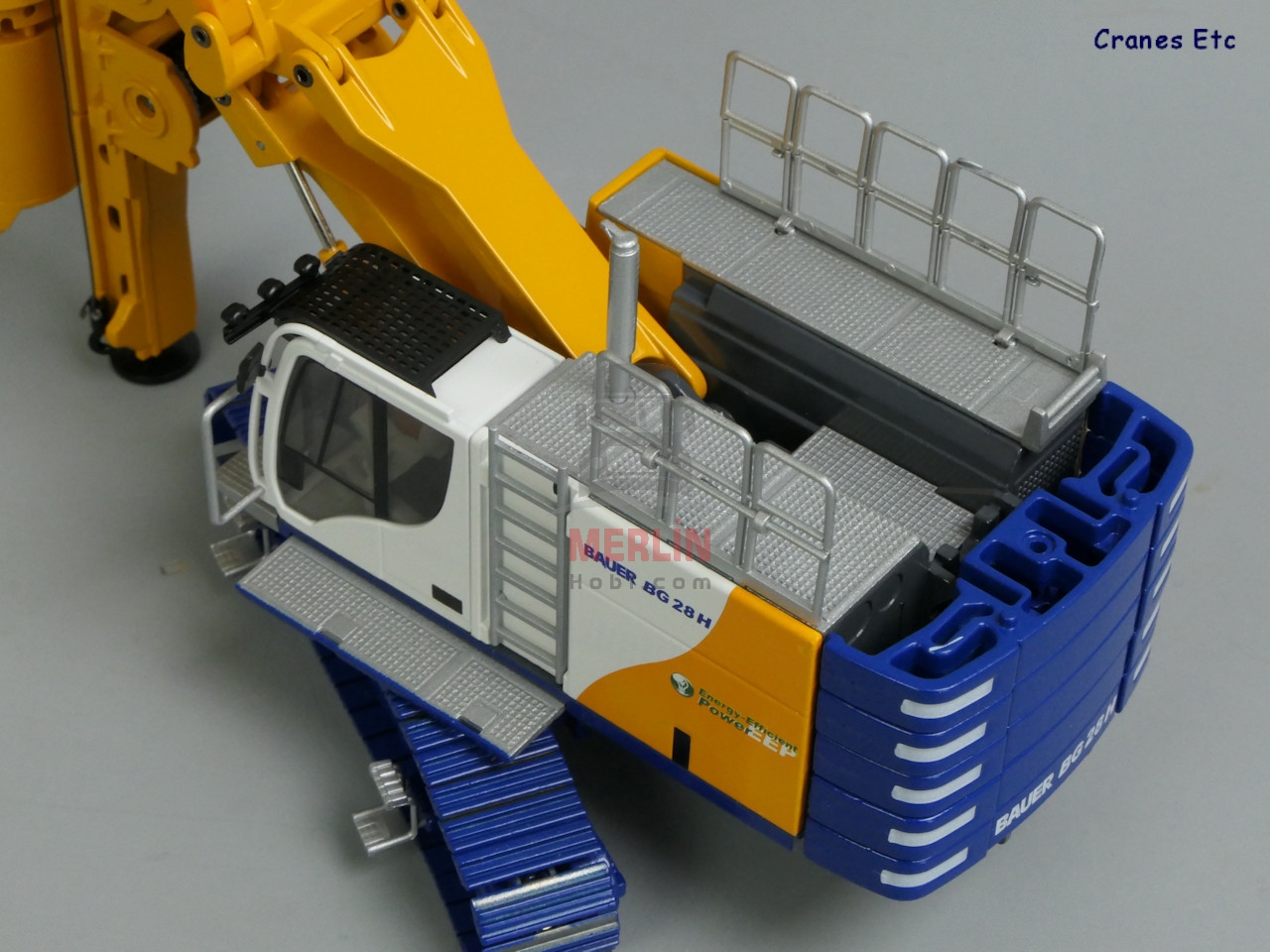 1/50 BAUER BG 28H Fore Kazık Makinası