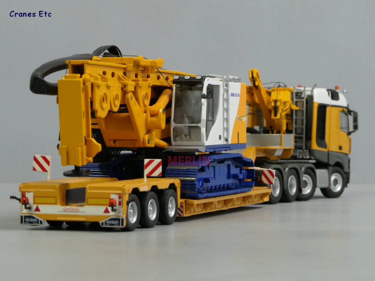 1/50 BAUER BG 28H Fore Kazık Makinası