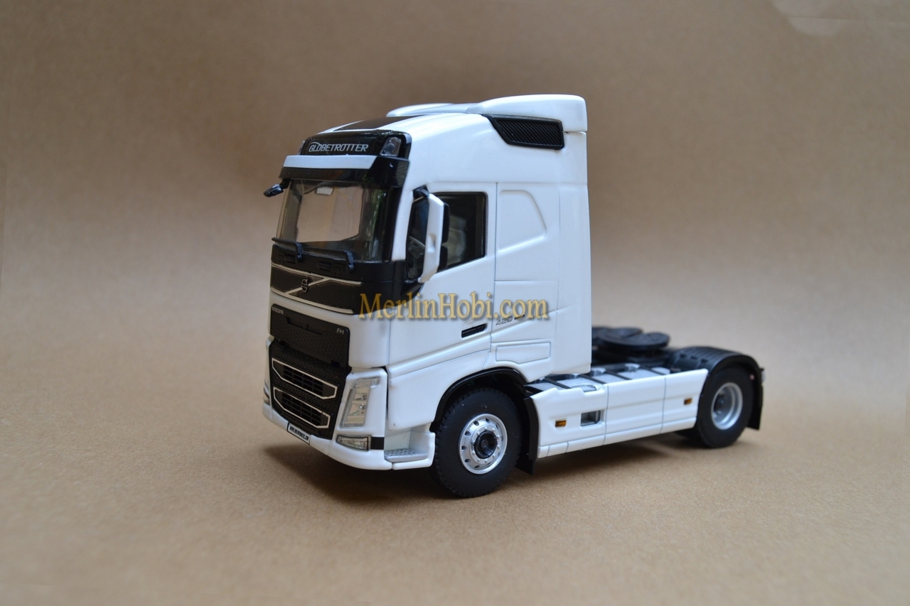 1/50WSI 01-2204 VOLVO ボルボ FH4 GLOBETROTTER XL 6X4 LOWLOADER 4 AXLE+DOLLY 2 AXLE; JOHN O'NEILL