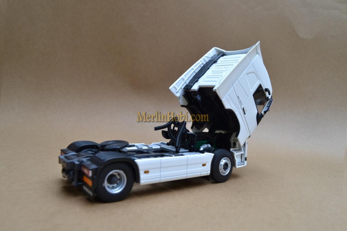 1/50 Volvo FH4 XL 4x2 White