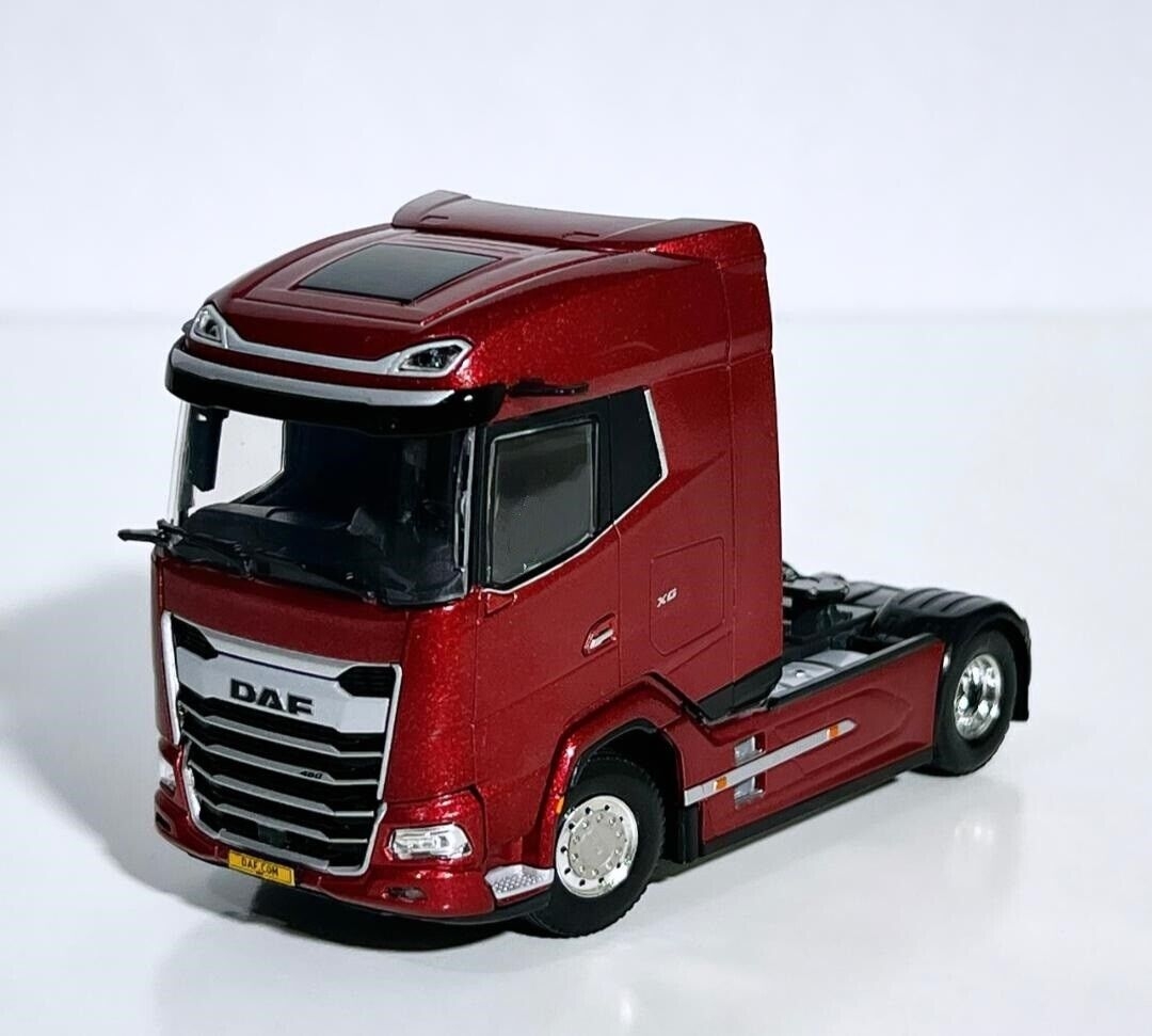 1/50 Daf XG 4x2 Kırmızı Tır Çekici
