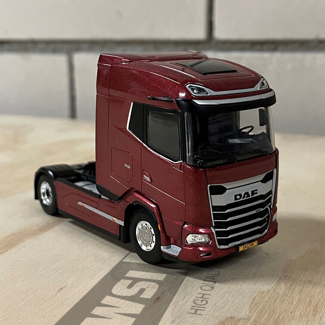 1/50 Daf XG 4x2 Kırmızı Tır Çekici
