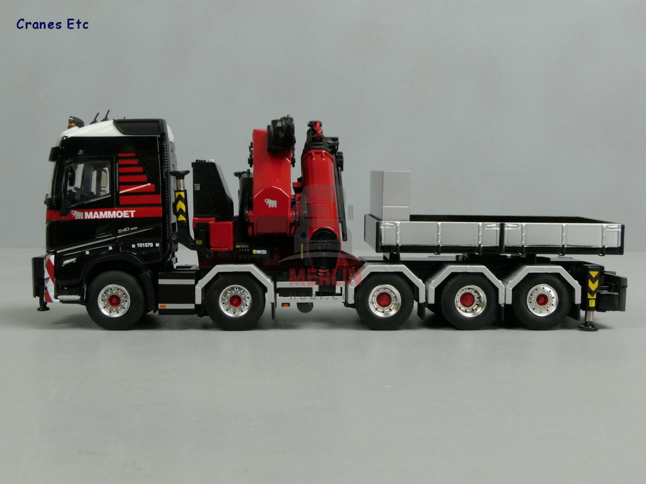 1/50 MAMMOET; VOLVO FH5 GLOBETROTTER 10X4 TAG AXLE WITH PALFINGER 165002 + JIB AND BALLASTBOX WITH HITCH