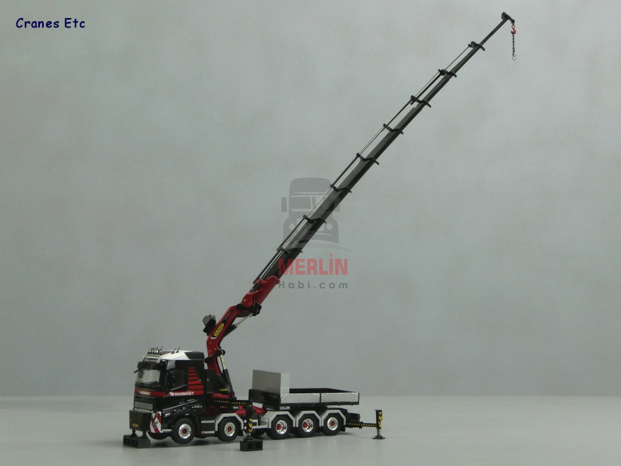 1/50 MAMMOET; VOLVO FH5 GLOBETROTTER 10X4 TAG AXLE WITH PALFINGER 165002 + JIB AND BALLASTBOX WITH HITCH