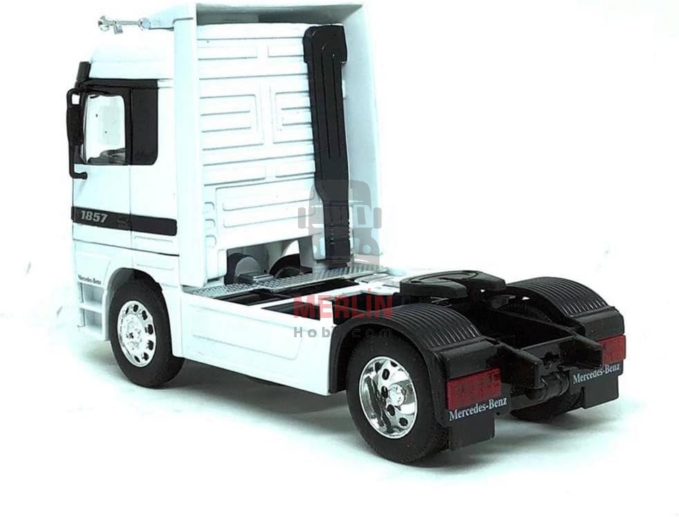 1/32 - Mercedes Actros 4x2  1857  Welly 