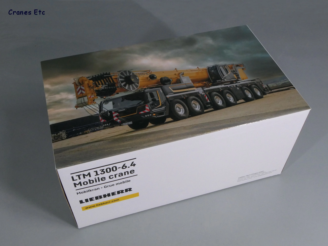 1/50 LIEBHERR LTM 1300-6.4 + JIB. Mobil Vinç  