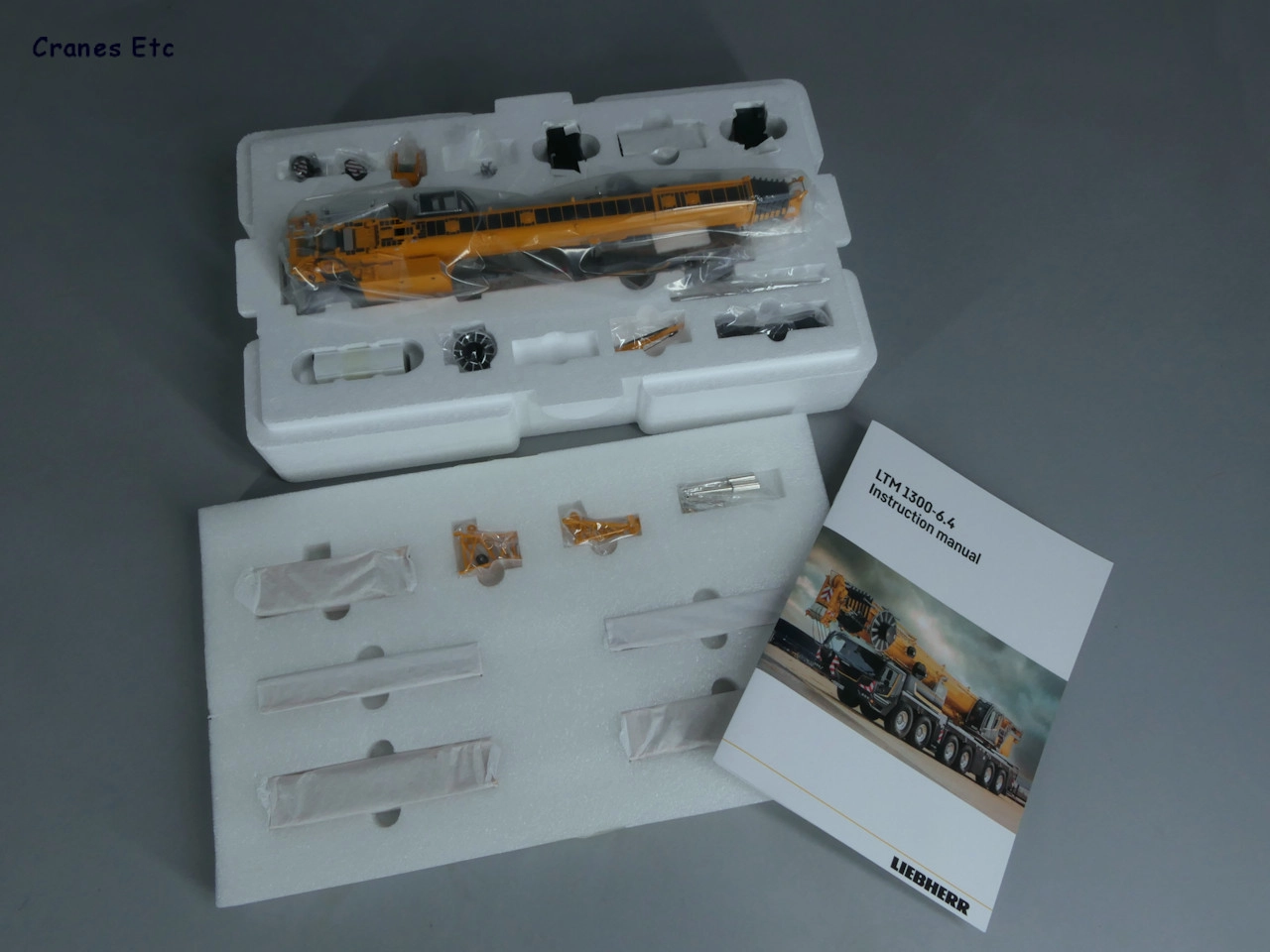1/50 LIEBHERR LTM 1300-6.4 + JIB. Mobil Vinç  