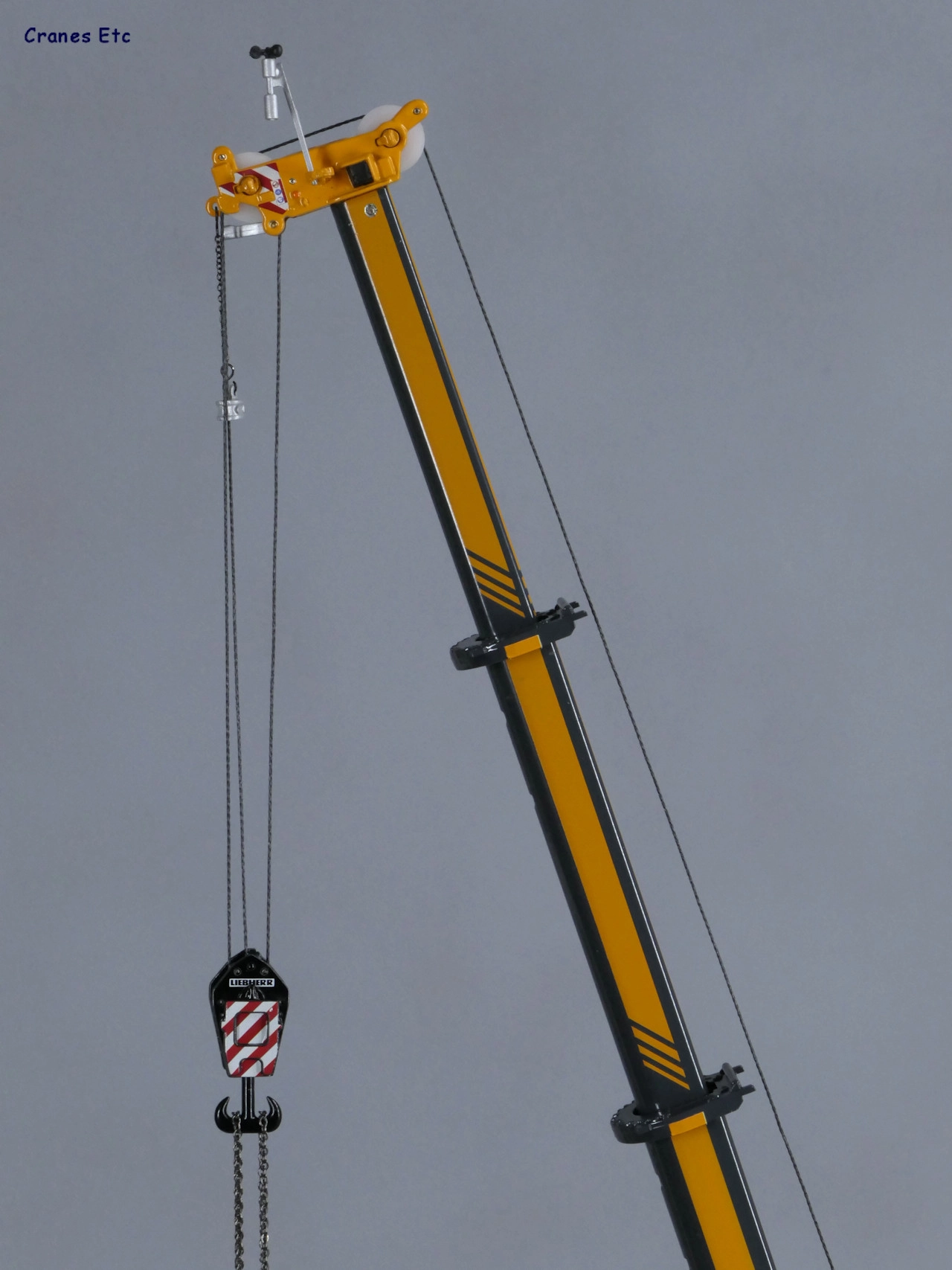 1/50 LIEBHERR LTM 1300-6.4 + JIB. Mobil Vinç  