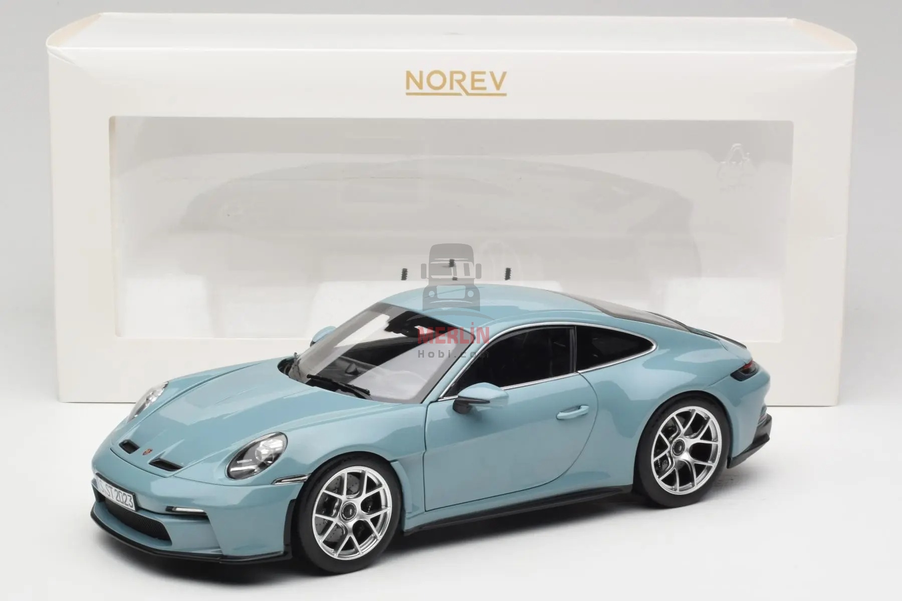 1/18 Norev Porsche 911 S/T 2023 Bleu Meissen 