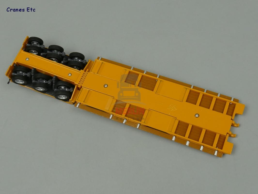 1/50 Mercedes Benz Actros Giga Space SLT  + Nooteboom Euro-PX 3-axle Low Loader - Yellow