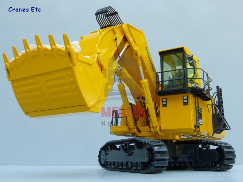 KOMATSU PC2000 ミニチュア 重機 1/50 50-3206_Product_Front__21452.