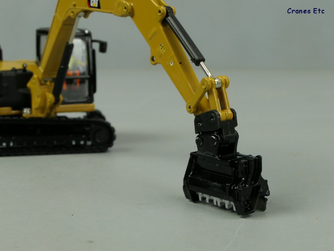 1/50 Caterpillar 309 CR Mini  Eskavatör