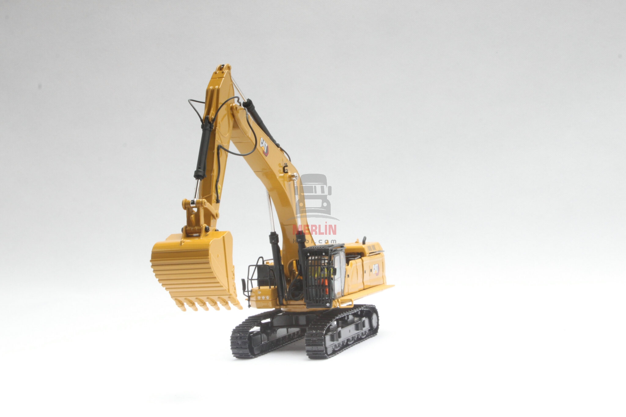 1/50 Caterpillar 395 GP Versiyon -  Yeni Logo  Metal Paletli Eskavatör