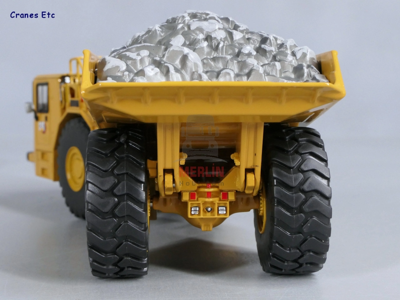 Yeni Logo 1/50 Caterpillar AD45 Yeraltı Maden Kamyonu