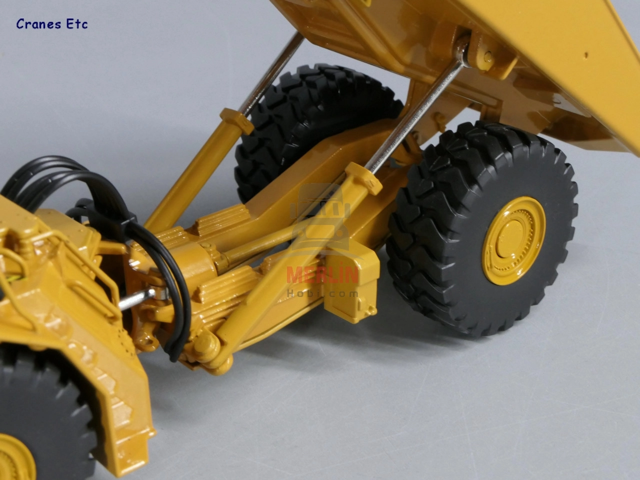 Yeni Logo 1/50 Caterpillar AD45 Yeraltı Maden Kamyonu