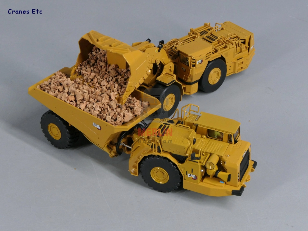 Yeni Logo 1/50 Caterpillar AD45 Yeraltı Maden Kamyonu