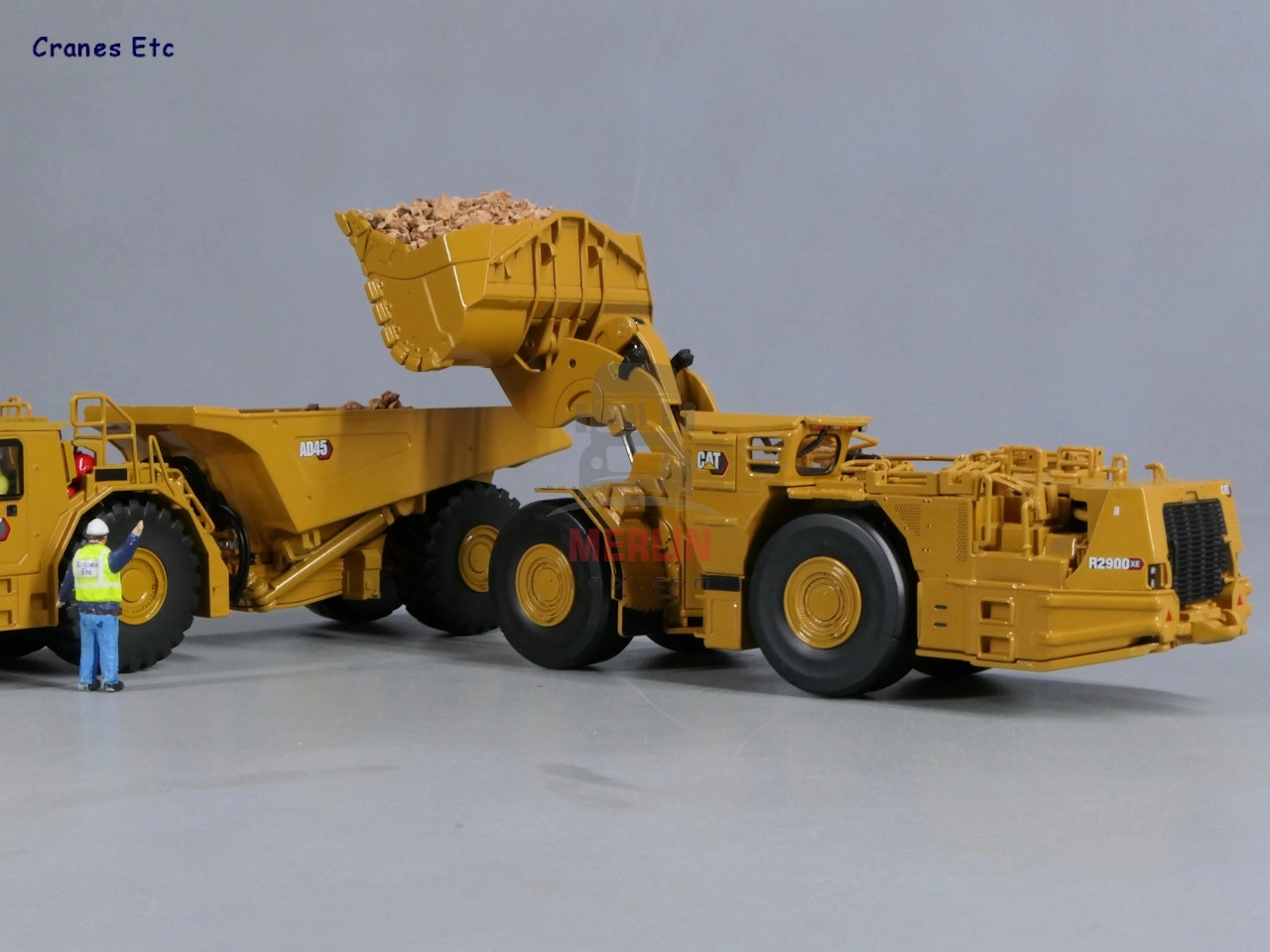 Yeni Logo 1/50 Cat R2900 XE Yeraltı Maden Yükleyicisi