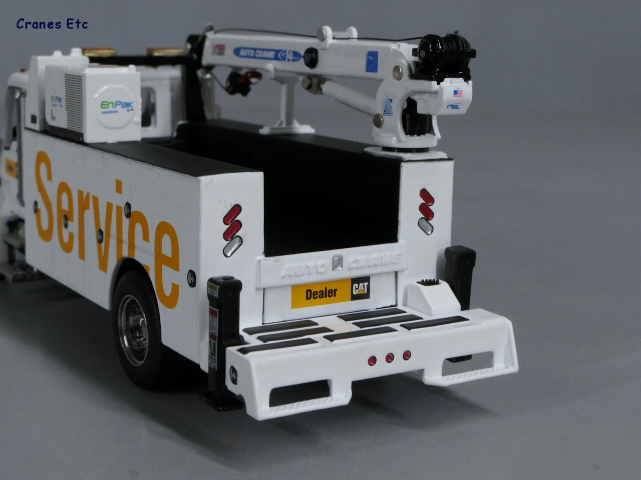 Truck Kenworth T380 Auto-Crane Titan 85 body with Miller EnPak 1:50