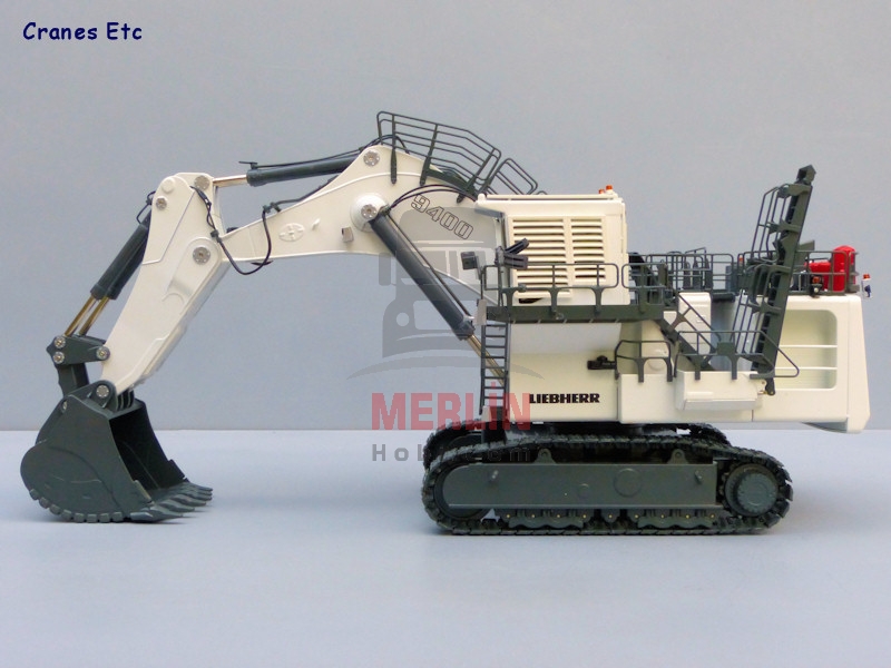 1/50 Liebherr R9400 Dev Maden Eskavatörü