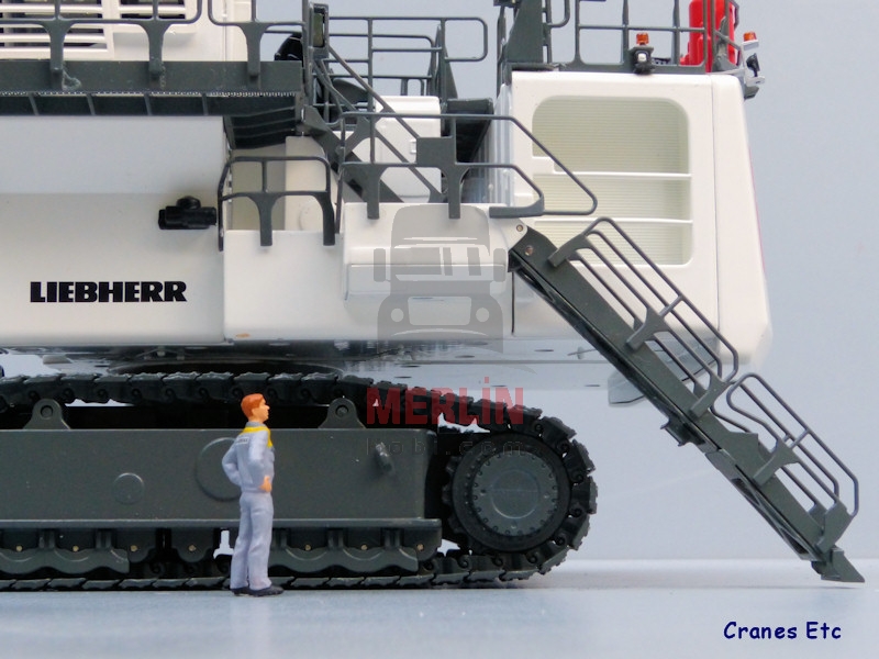 1/50 Liebherr R9400 Dev Maden Eskavatörü