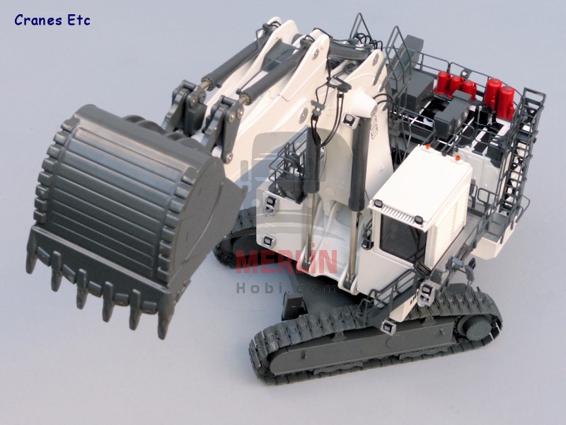 1/50 Liebherr R9400 Dev Maden Eskavatörü