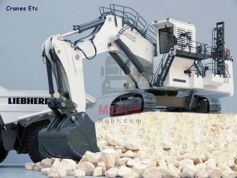 1/50 Liebherr R9400 Dev Maden Eskavatörü
