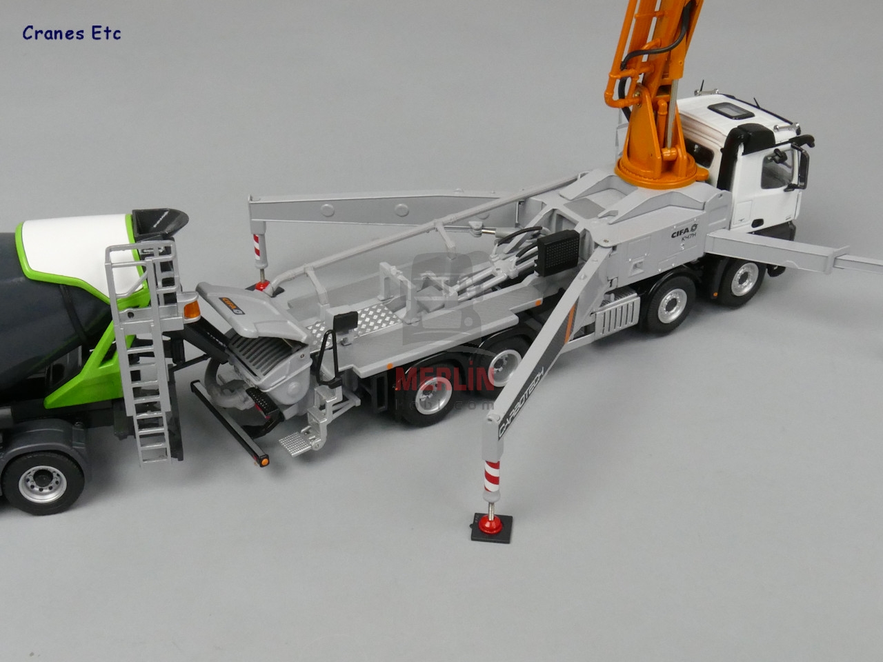 1/50 Mercedes Arocs 8x4 CIFA K47H  Beton Pompası