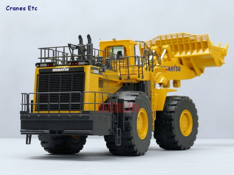 1/50 Komatsu WA1200 Lastikli Yükleyici  