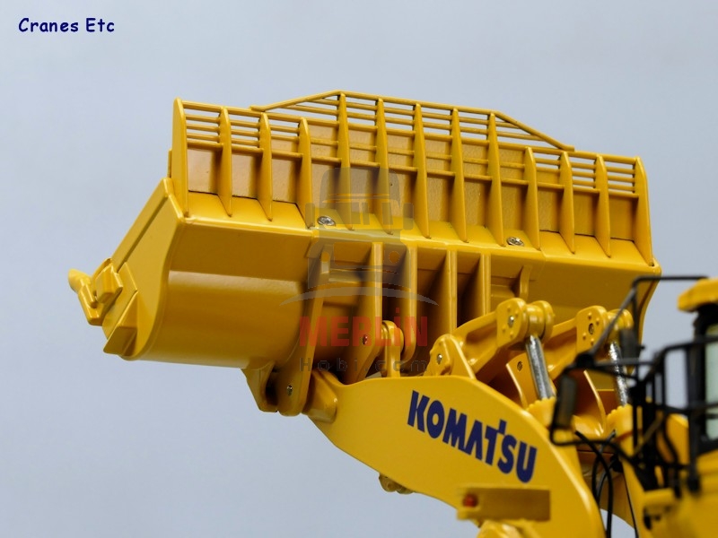 1/50 Komatsu WA1200 Lastikli Yükleyici  