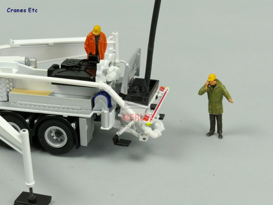 1/50 Mercedes Arocs 8x4 Schwing S43SX III 