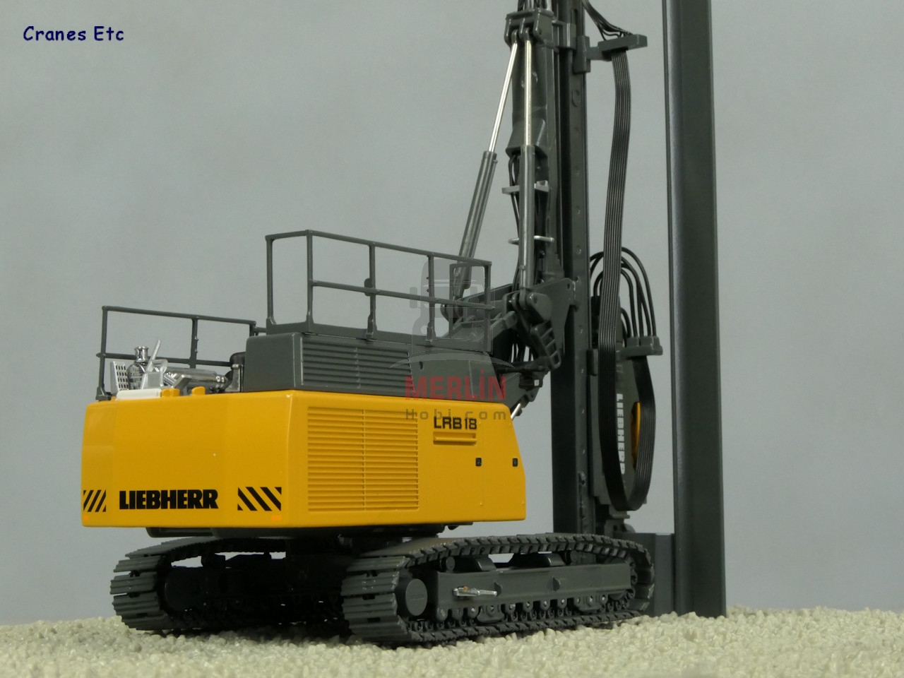 1/50 Liebherr LRB18 Fore Kazık Makinası