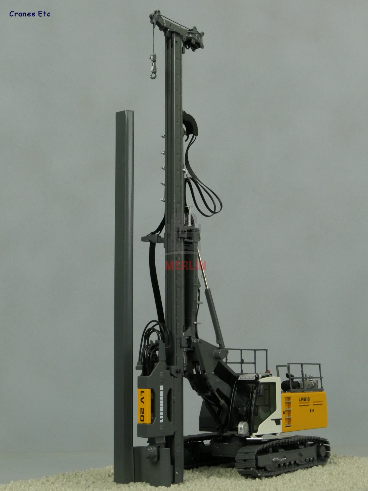 1/50 Liebherr LRB18 Fore Kazık Makinası