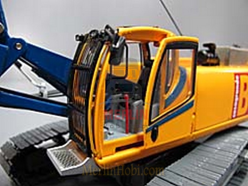 1/50 Casagrande B300 XP 