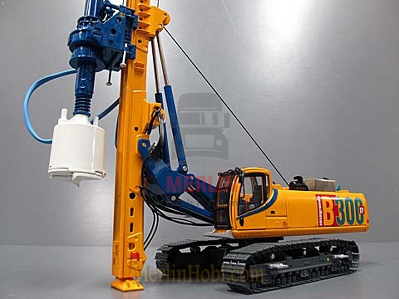 1/50 Casagrande B300 XP 
