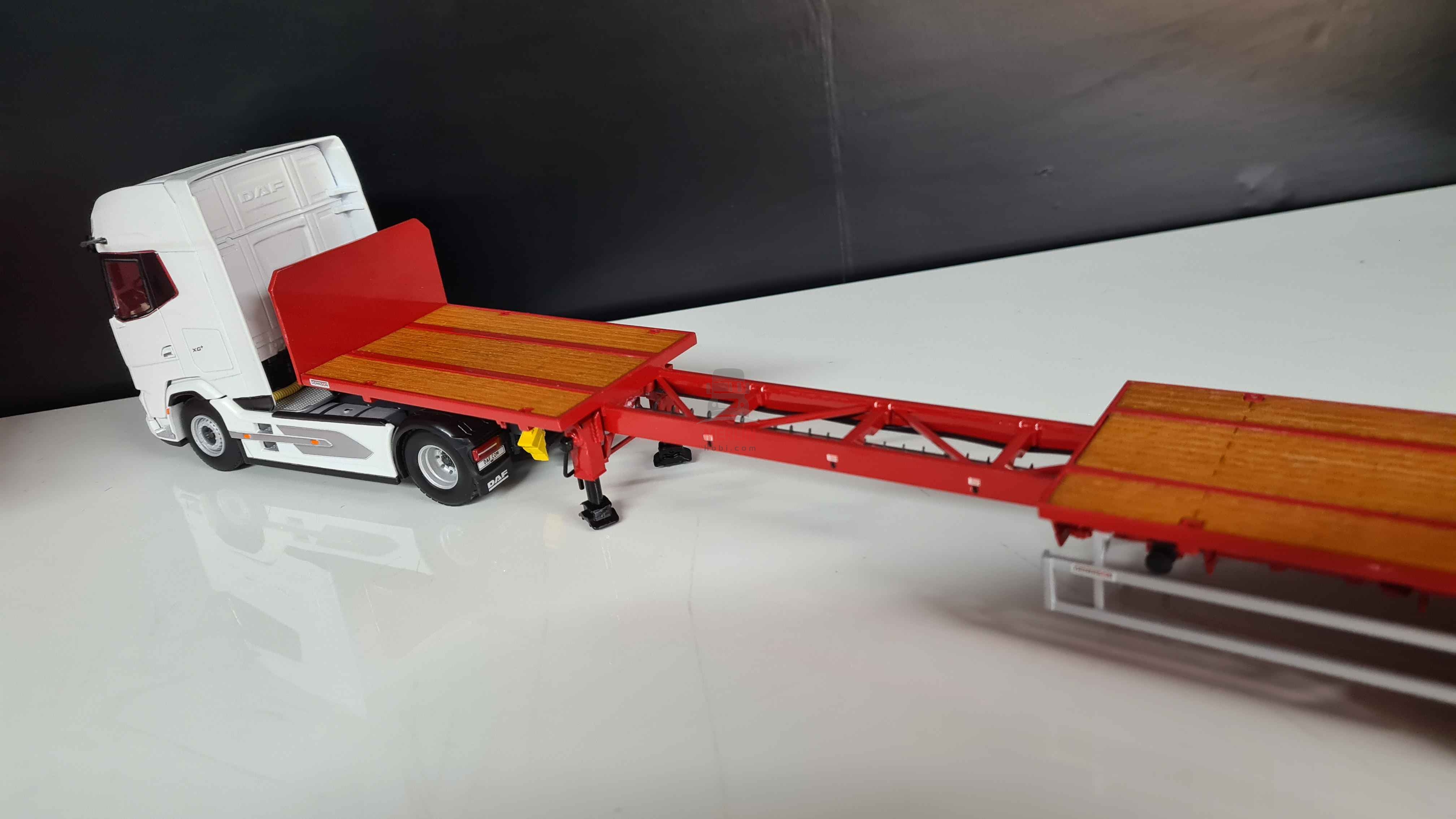 1/50 Scania Nextgen R730 4x2  + FLATBED TRAILER - 3 AXLE Tır Çekici