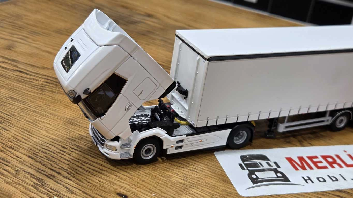 1/50 DAF XG+ MY25 4X2 + Tenteli  Trailer - Beyaz
