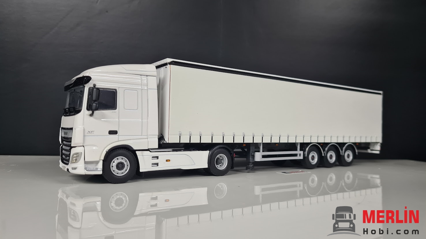 1/50 Daf XF 4x2 SC + Perdeli / Tenteli Dorse Tır Çekici