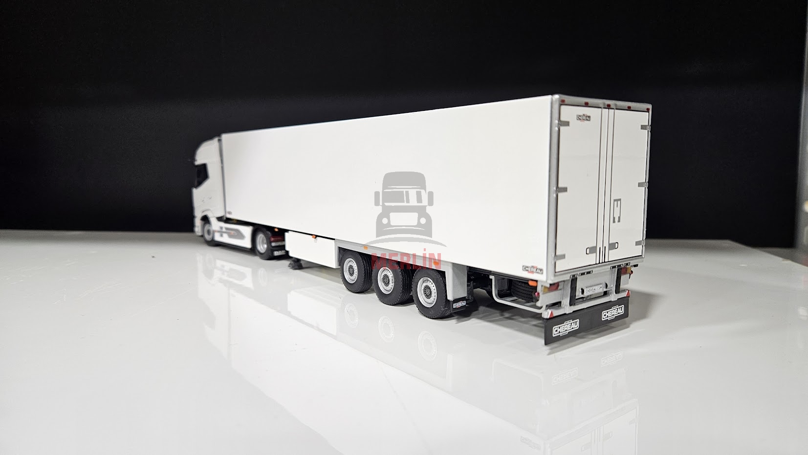 1/50 Daf XG+ 4X2 + Frigo Soğutuculu Trailer