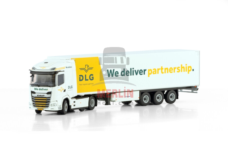 1/50 DAF XG 6X2 MIDLIFT AXLE REEFER TRAILER - 3 AXLE - DLG Logistics